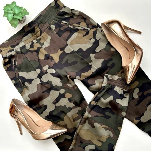 Intermix Camo Silk Joggers Green Camouflage Track Pants Size Small S - Picture 1 of 8